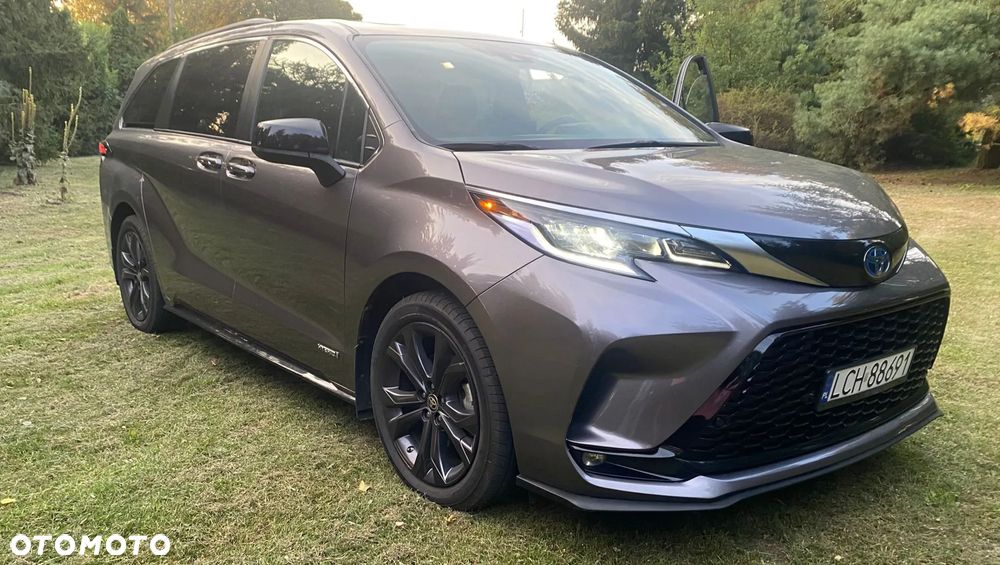 Toyota Sienna - 7