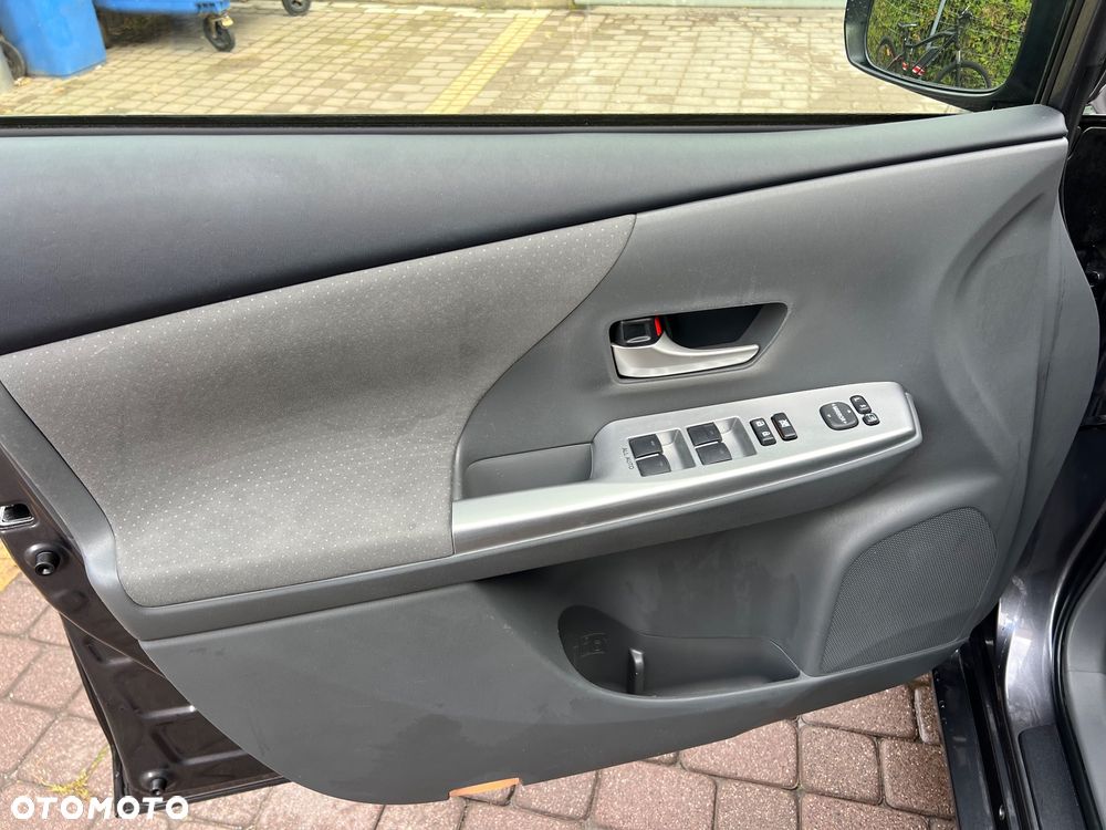 Toyota Prius+ (Hybrid) Comfort - 33