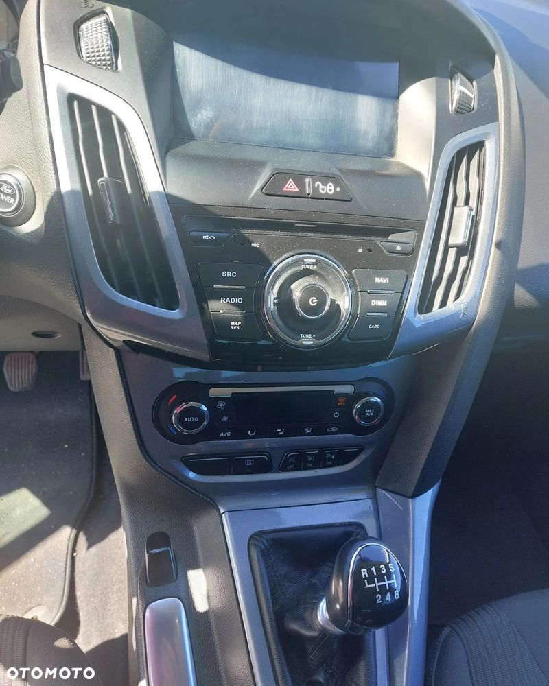 Ford Focus 1.6 EcoBoost Titanium - 9