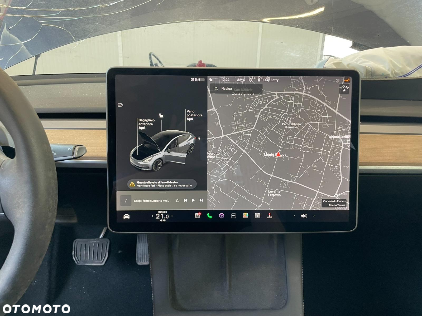 Tesla Model 3 Standard Reichweite Plus Hinterradantrieb - 29