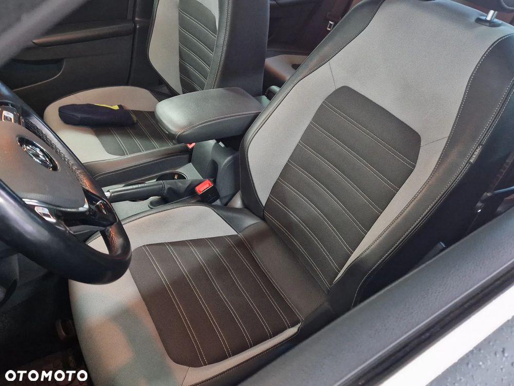 Volkswagen Jetta 1.4 TSI BMT Highline - 20