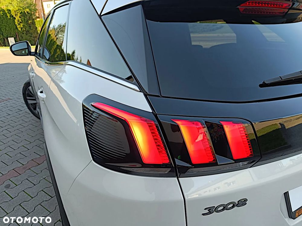 Peugeot 3008 BlueHDi 180 Stop & Start EAT8 GT - 32