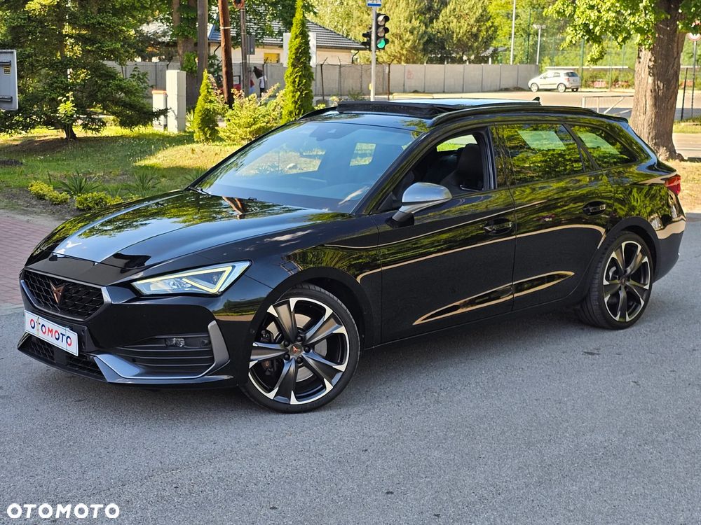 Cupra Leon Sportstourer 2.0 TSI 4Drive DSG VZ CUP - 4