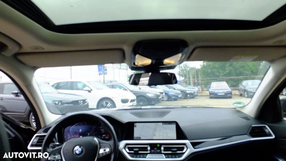 BMW Seria 3 320d xDrive Aut. Luxury Line - 30