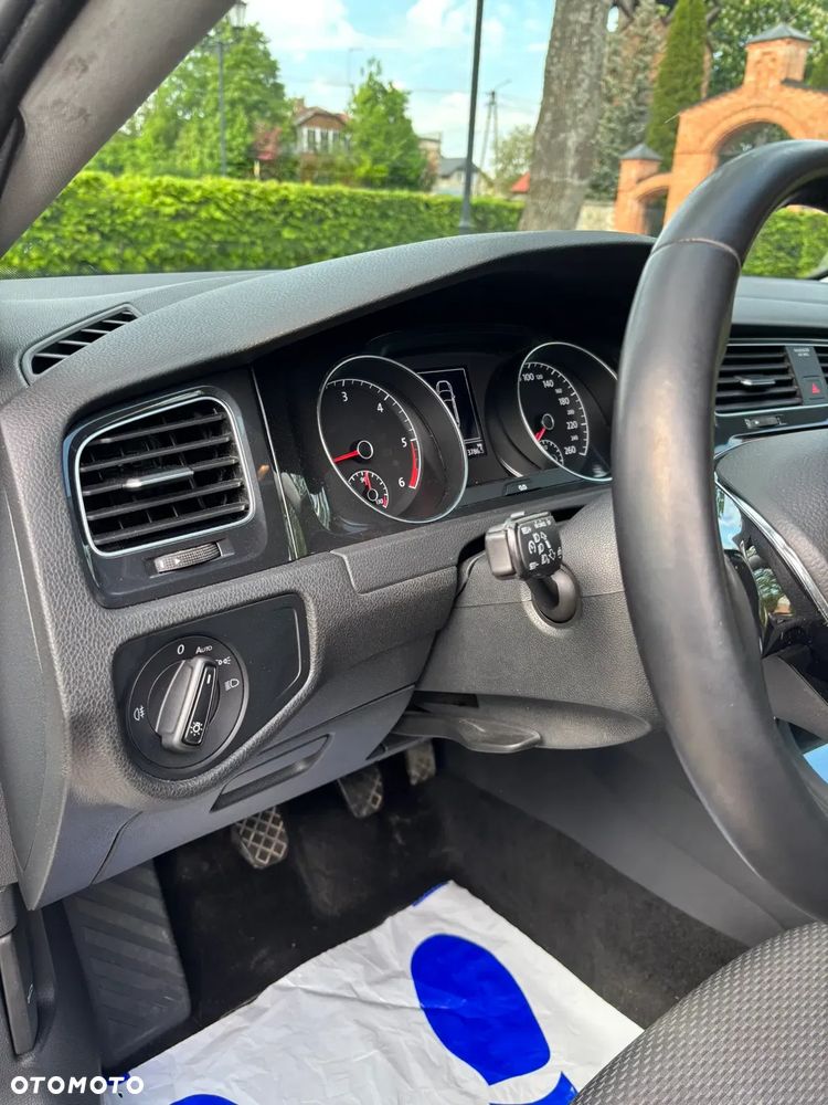 Volkswagen Golf 1.6 TDI BMT Highline - 10