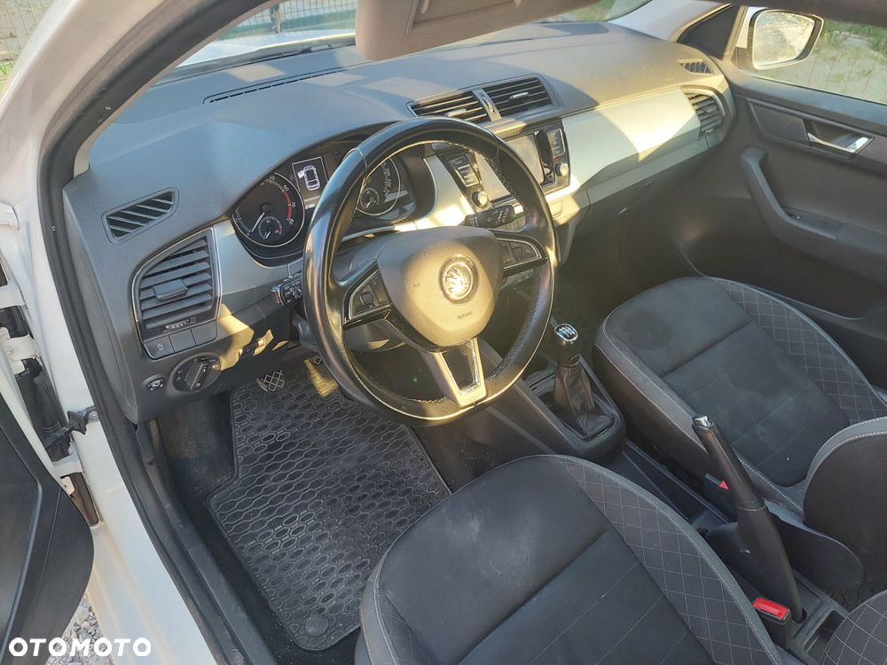 Skoda Fabia 1.0 Ambition - 10