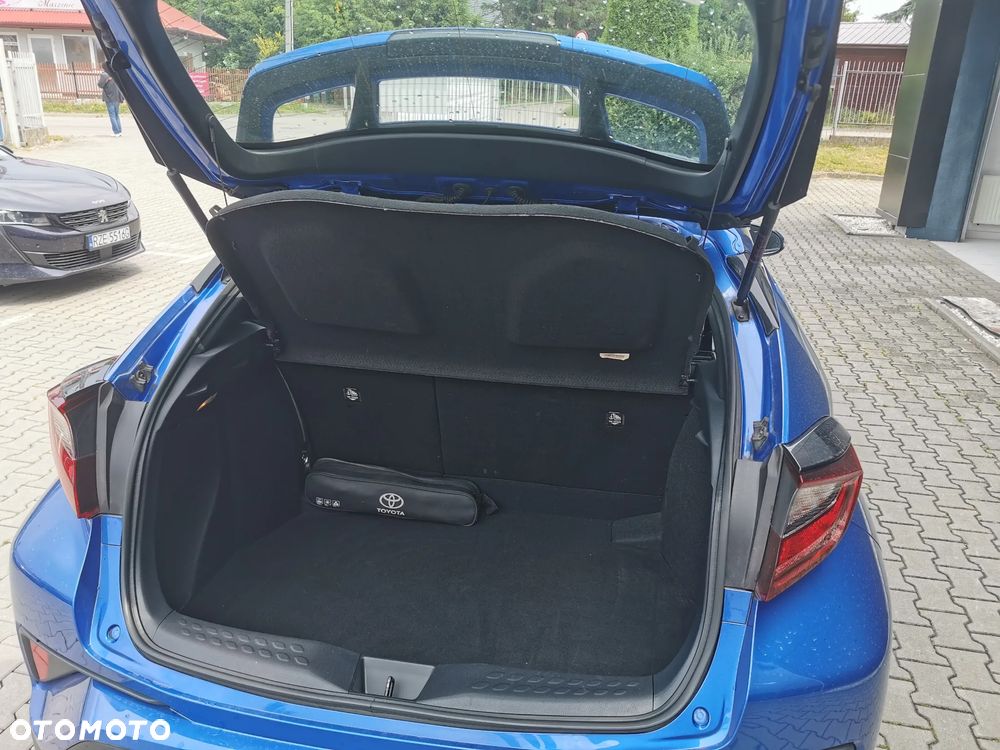 Toyota C-HR Style - 10