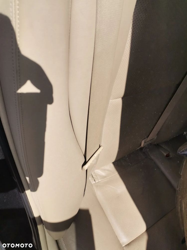 AVENSIS T25 2.0 VVTI blotnik drzwi klapa lusterko skora silnik skrzynia szyba lak 209 - 10