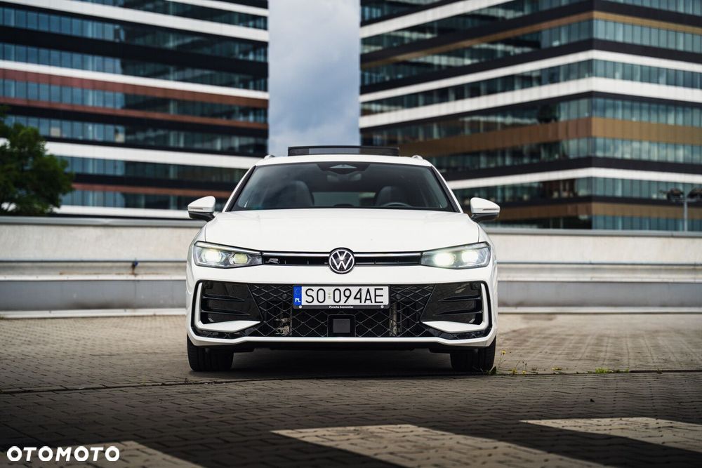 Volkswagen Passat - 14