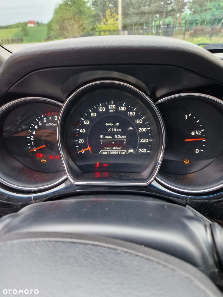 Kia Ceed 1.6 GDI Dream-Team Edition - 12