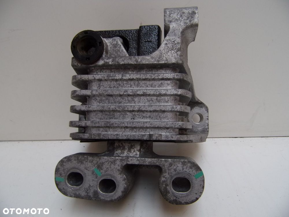 JEEP CHEROKEE KL 2.0 MTJ ŁAPA PODUSZKA SILNIKA 68102281AF - 1