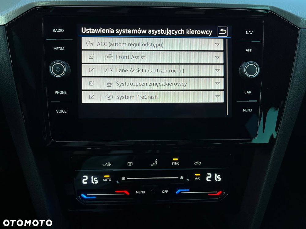 Volkswagen Passat Variant 2.0 TDI EVO Business - 14