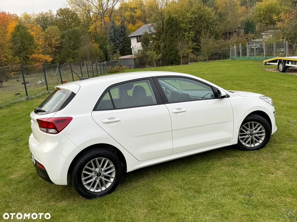 Kia Rio 1.2 M - 6