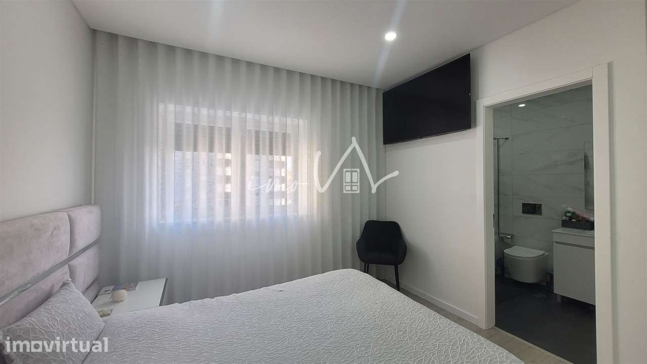Apartamento T3 junto à praia - Grande imagem: 2/32