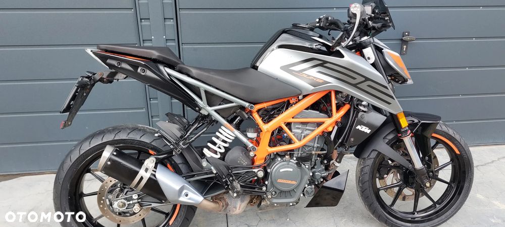 KTM Duke 125 - 35