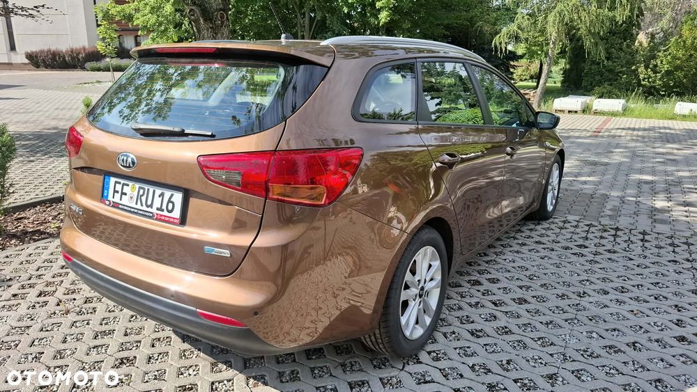 Kia Ceed - 3