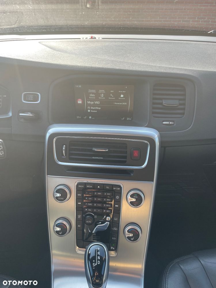 Volvo V60 D3 Drive-E Dynamic Edition (Momentum) - 13