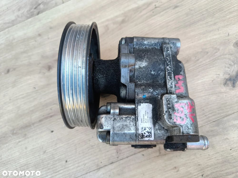 BMW E60 E90 2.0D N47 POMPA WSPOMAGANIA 7652974 2.0 D - 1