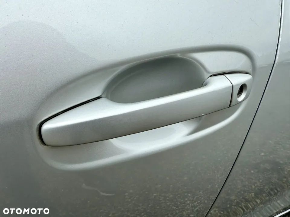 Toyota Verso 1.8 Premium 7os - 13