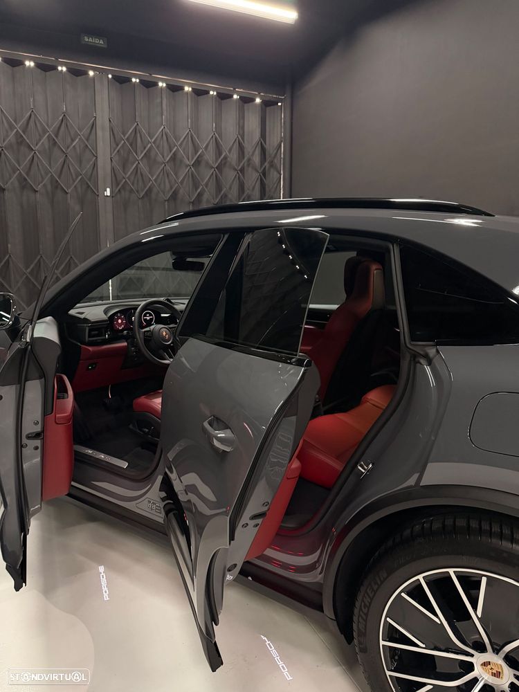 Porsche Macan Electric 4S - 5