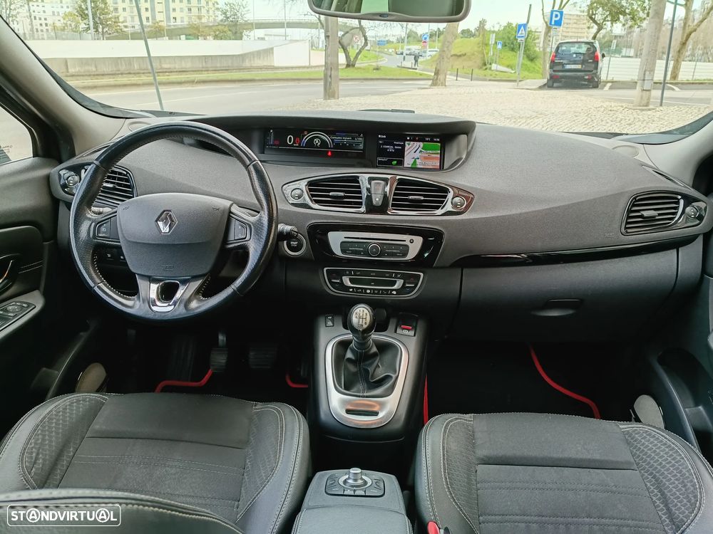 Renault Grand Scénic 1.5 dCi Bose Edition SS - 6