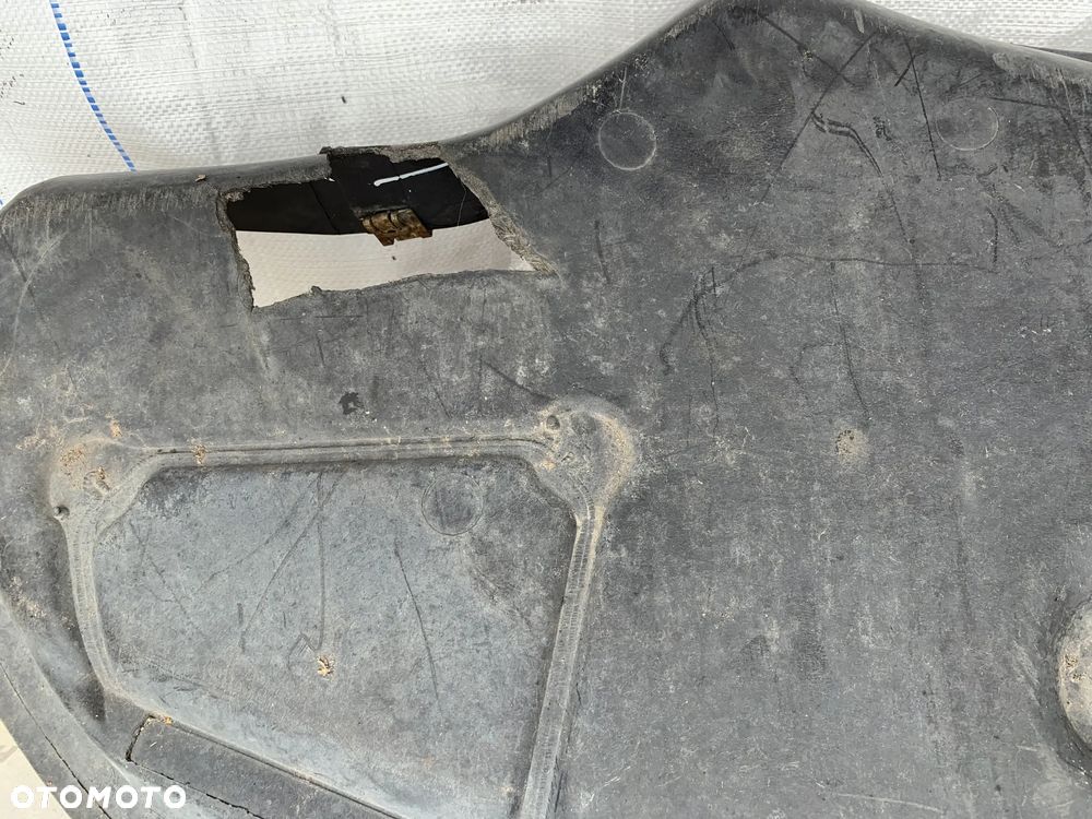 Mercedes E W211osłona podwozia pod zderzak przód - 2