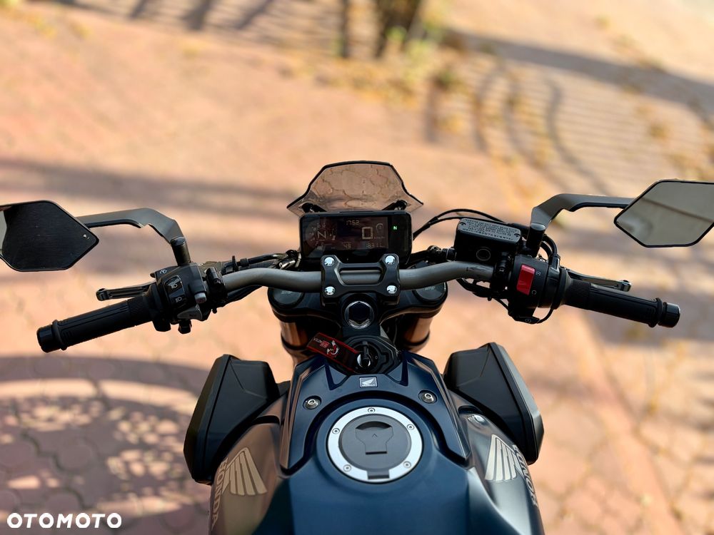 Honda CB - 7