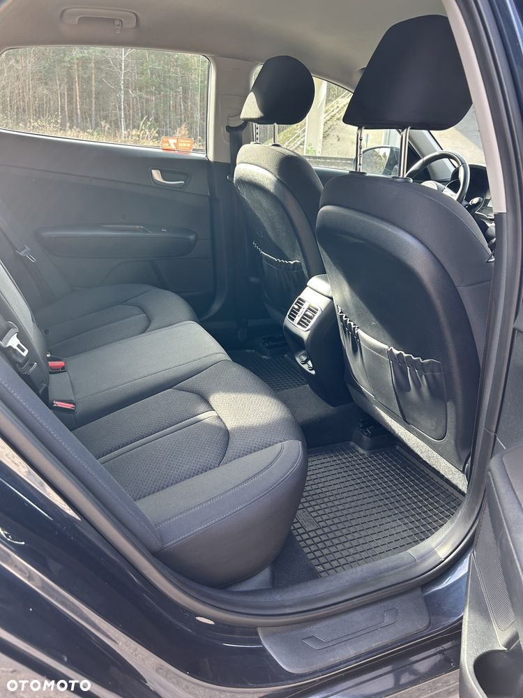 Kia Optima 2.0 M - 23