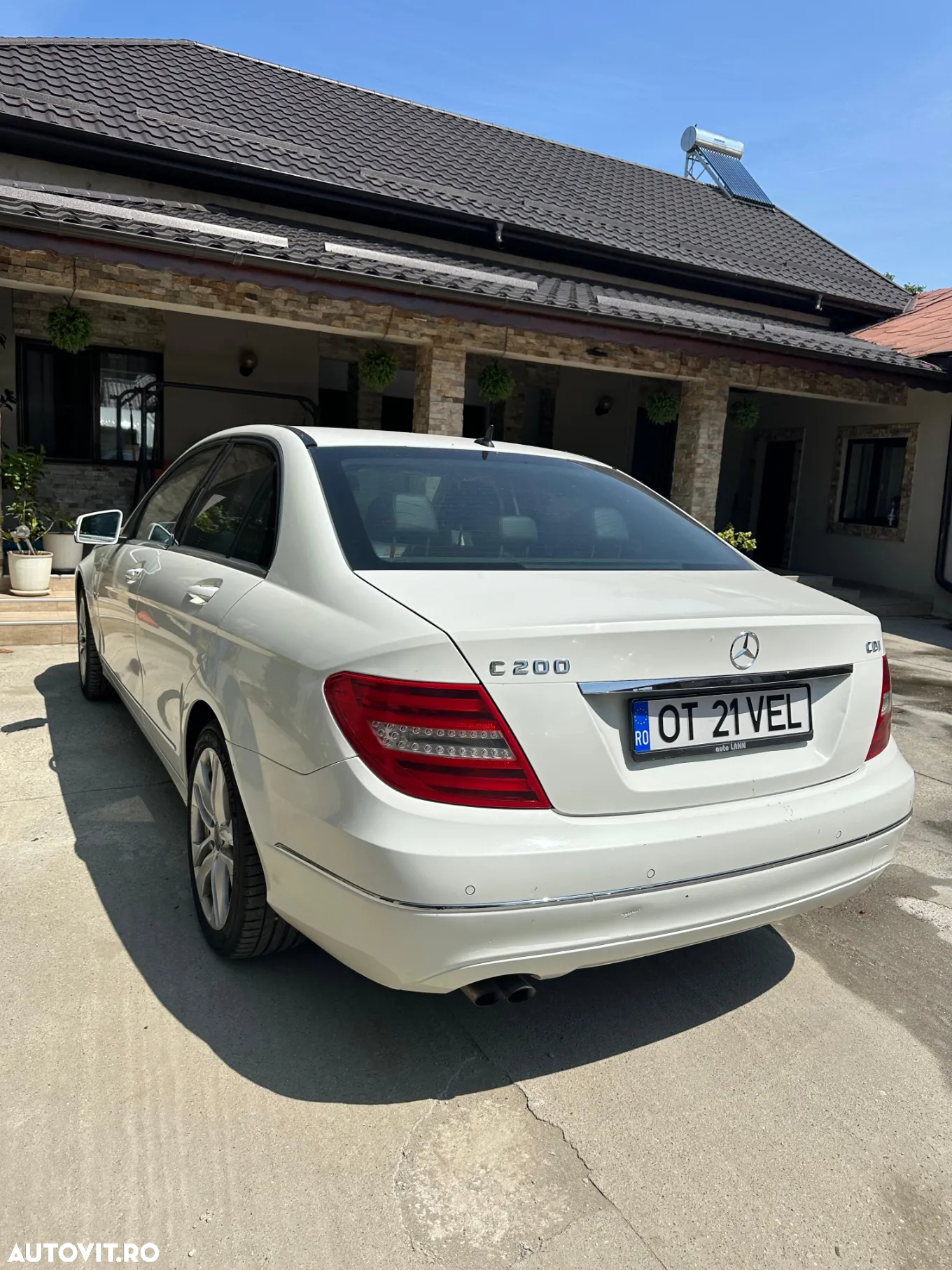Mercedes-Benz C 200 T CDI DPF (BlueEFFICIENCY) 7G-TRONIC Avantgarde - 3