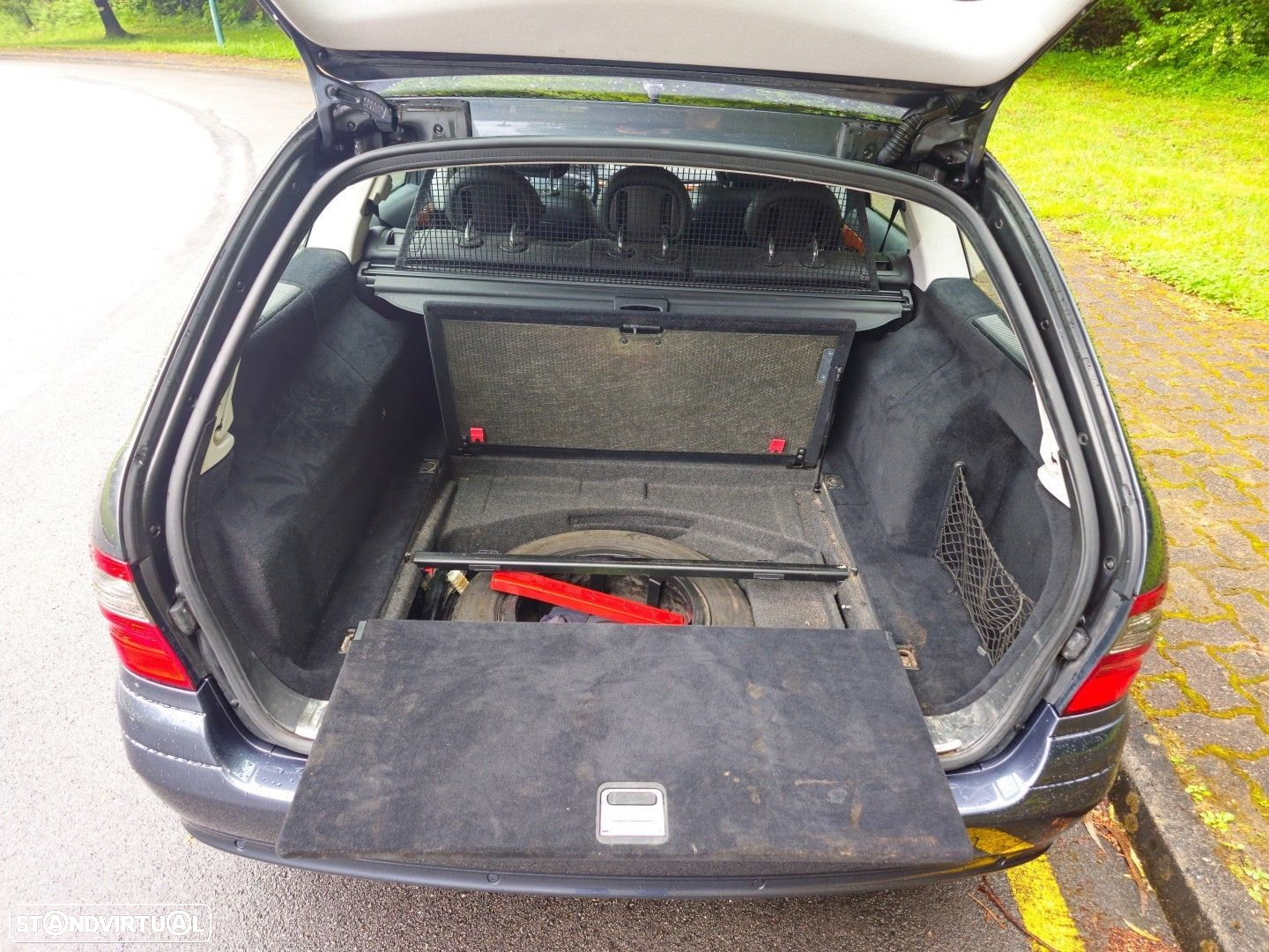 Mercedes-Benz E 200 T CDI Auto Classic - 32