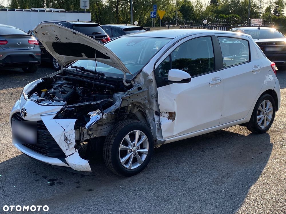 Toyota Yaris 1.0 Active - 13