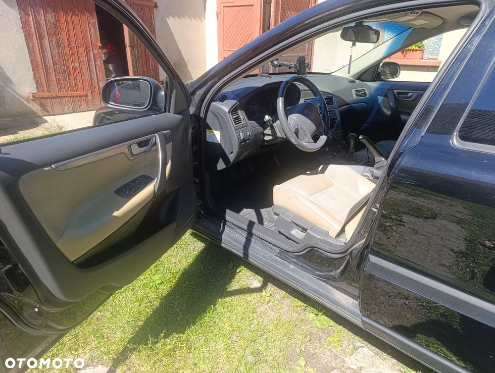 Volvo V70 2.5T AWD Comfort - 6