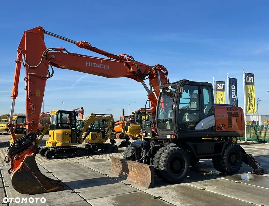 Hitachi ZX170W-5B - 4