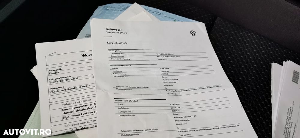 Volkswagen Passat Variant 2.0 TDI SCR DSG Business - 17