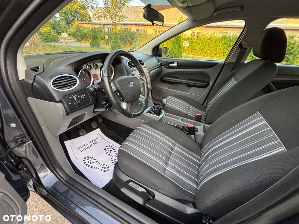 Ford Focus 1.6 16V Black Magic - 12
