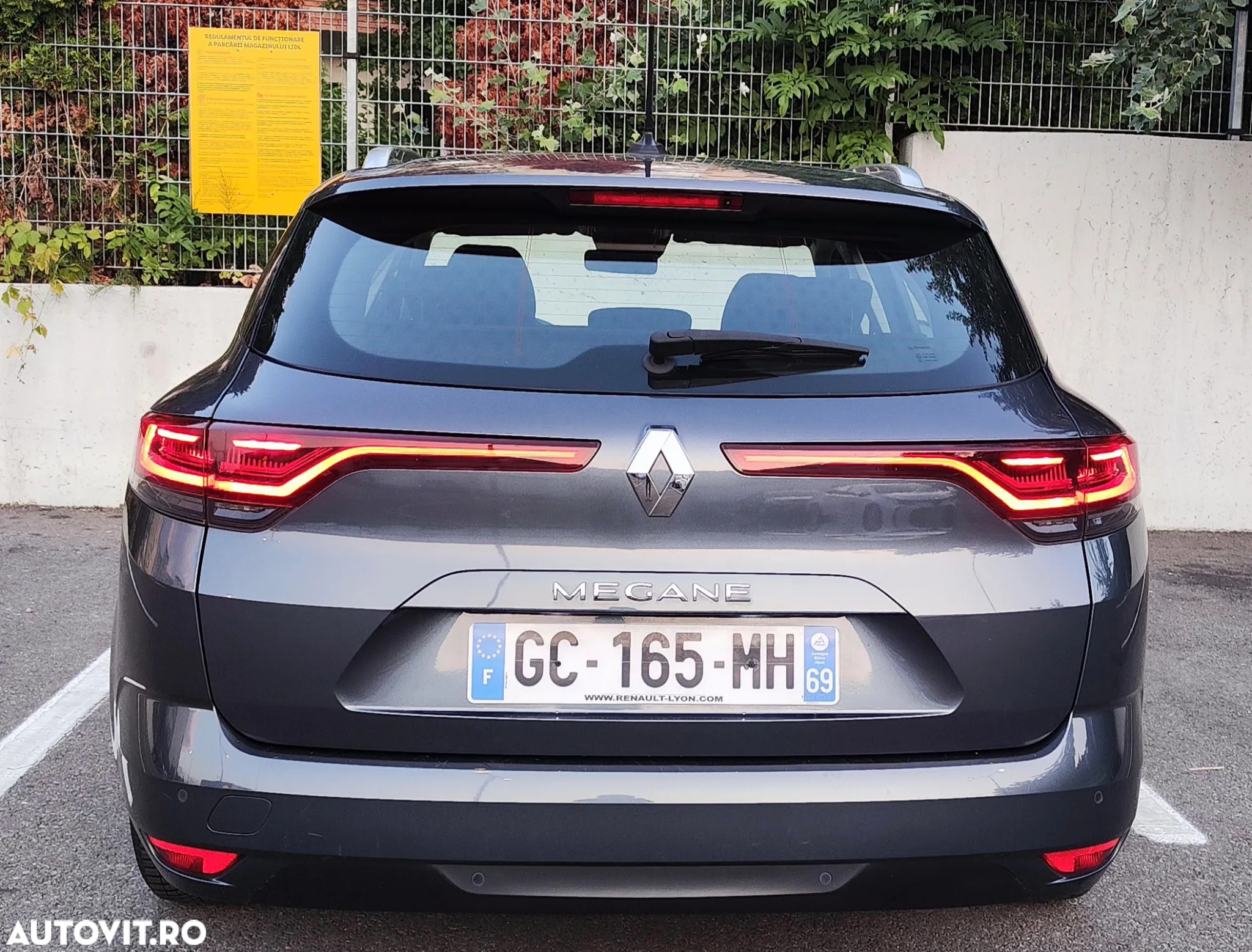 Renault Megane BLUE dCi 115 BUSINESS EDITION - 20