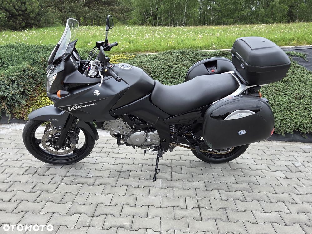 Suzuki V-STROM - 30