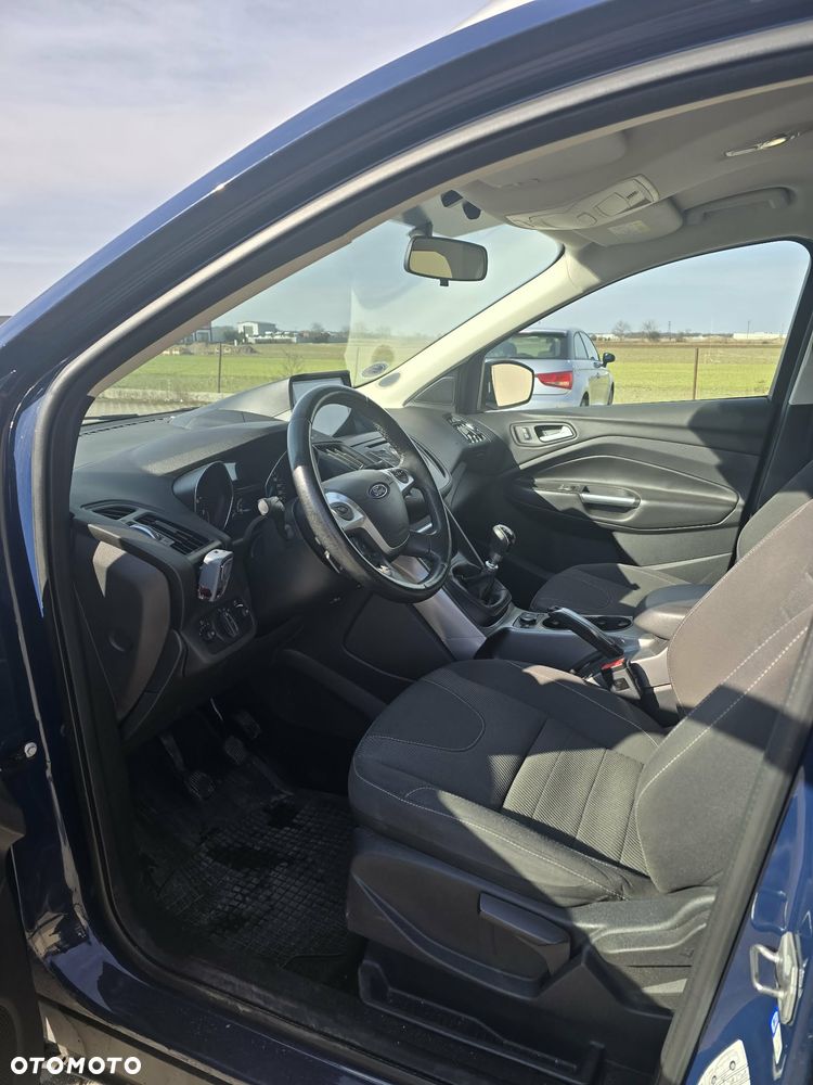 Ford Kuga 1.5 EcoBoost 2x4 Titanium - 9