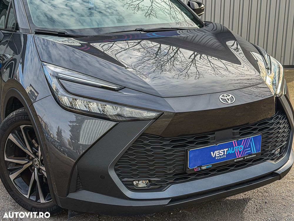 Toyota C-HR 1.8 Hybrid Business Edition - 32