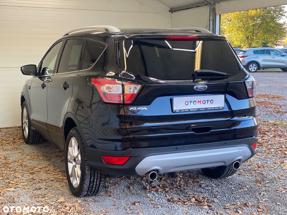 Ford Kuga 2.0 TDCi 2x4 Titanium - 33