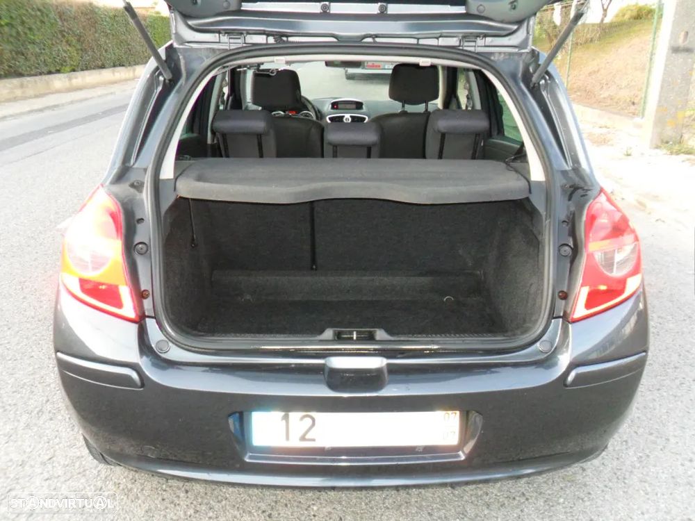 Renault Clio 1.2 16V Dynamique Luxe - 16