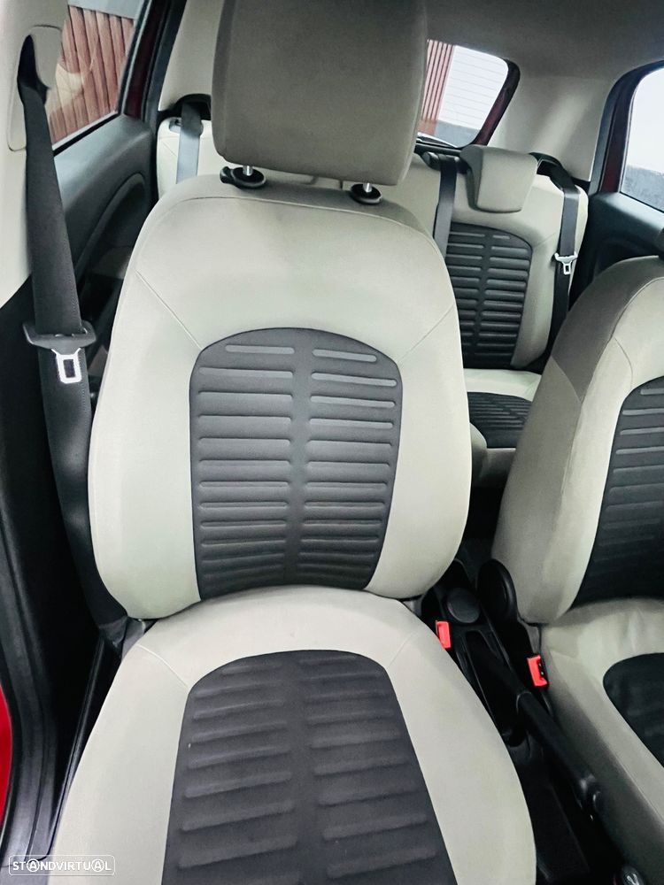 Fiat Grande Punto 1.2 Dynamic - 38