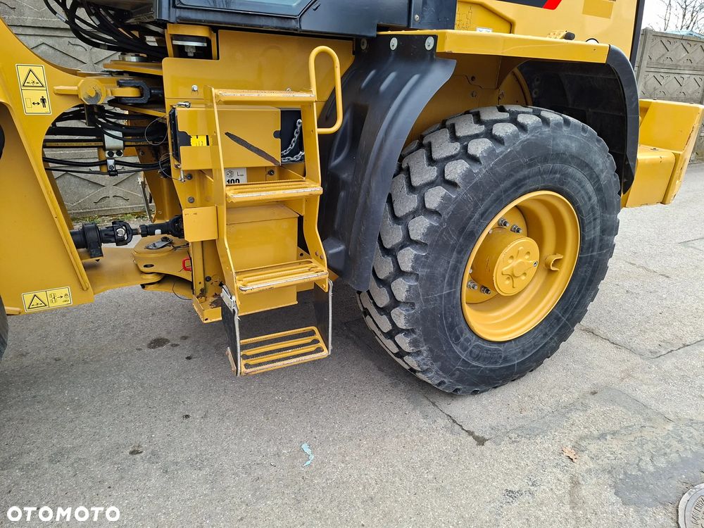 Caterpillar CAT 918 M - 21