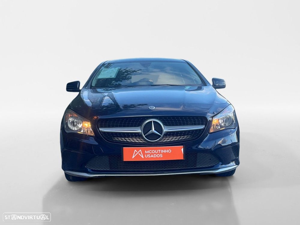 Mercedes-Benz CLA 180 d Shooting Brake AMG Line - 8