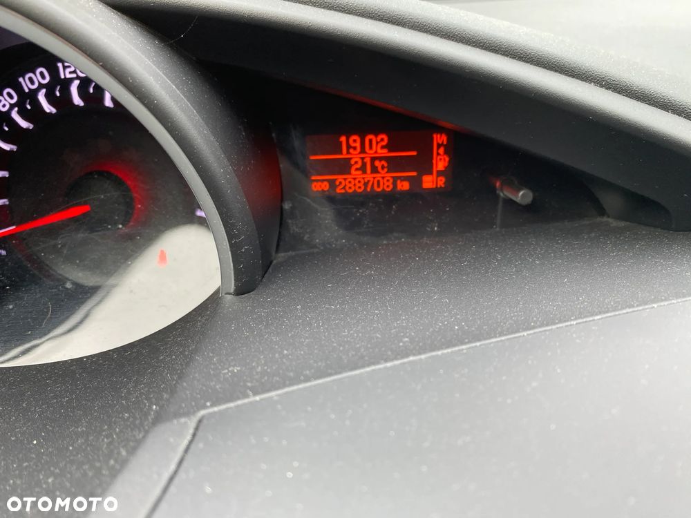 Toyota Verso 1.8 Premium EU6 - 13