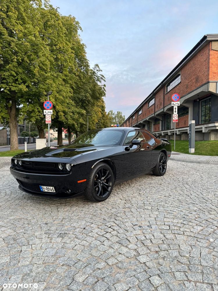 Dodge Challenger Automatik SXT Plus - 2