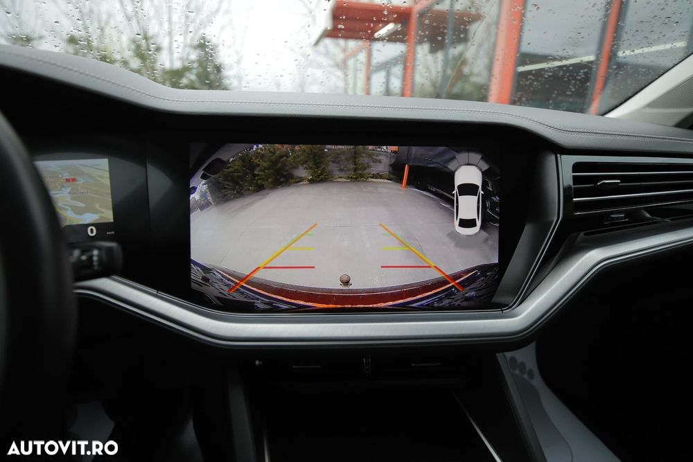 Volkswagen Touareg 3.0 V6 e-Hybrid 4Motion Aut. R - 25