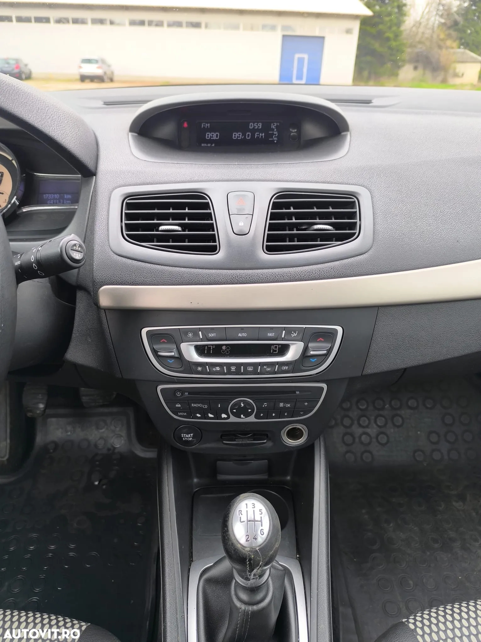 Renault Fluence 1.5dCi Privilege - 14