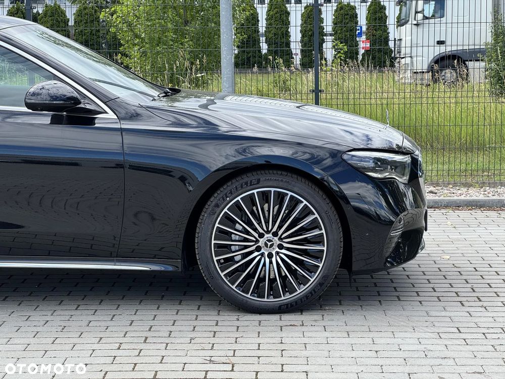 Mercedes-Benz Klasa E 220 d mHEV 4-Matic Exclusive 9G-Tronic - 8
