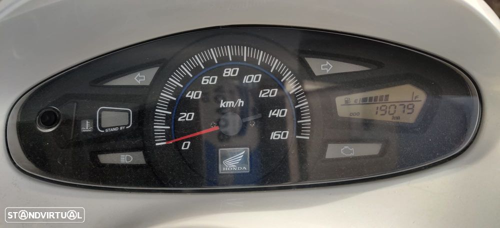 Honda PCX125 - 12